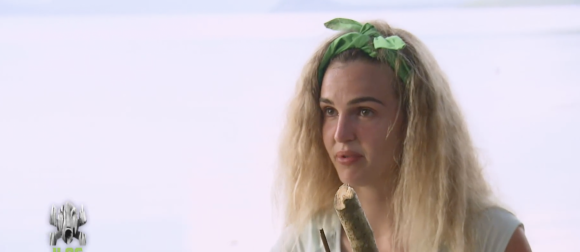 Pauline dans "Koh-Lanta, Le Totem maudit" sur TF1, premier épisode.