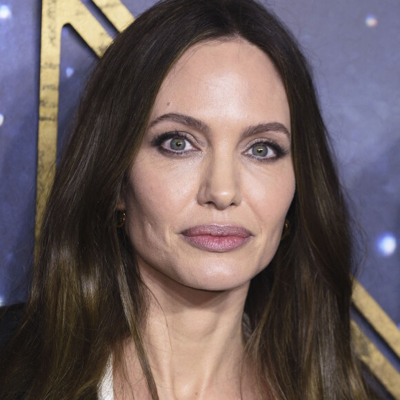 Angelina Jolie au photocall de la première du film Les Eternels (Eternals) au cinéma BFI Imax de Londres le 27 octobre 2021. © Future-Image via ZUMA Press / Bestimage