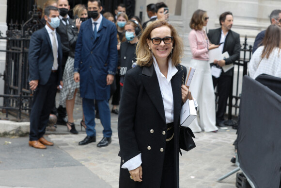 Carole Bouquet - Sorties du 2ème défilé Chanel Haute-Couture Automne-Hiver 2021/22 au musée Galliera à Paris, France, le 6 juillet 2021. © Clovis-Veeren/Bestimage 