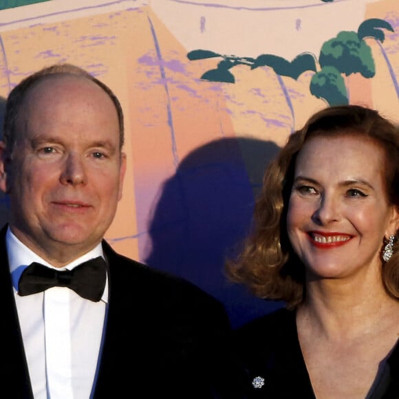 Le prince Albert II de Monaco et Carole Bouquet - 65ème édition du Bal de la Rose donné au profit de la Fondation Princesse Grace sur le thème de la Riviera, une idée de K. Lagerfeld, à la Salle des Etoiles du Sporting Monte-Carlo à Monaco, le 30 mars 2019. © Jean-François Ottonello / Nice Matin / Bestimage 