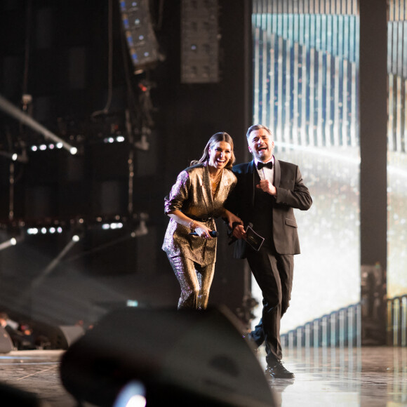 Exclusif - Olivier Minne et Laury Thilleman en backstage lors la 37ème cérémonie des Victoires de la musique à la Seine musicale de Boulogne-Billancourt, le 11 février 2022. © Tiziano Da Silva / Cyril Moreau / Bestimage 