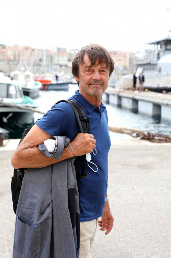 L'ancien ministre de l'Écologie Nicolas Hulot lors de la conférence de presse du président de la République après la sortie en mer à bord du navire scientifique "Alfred Merlin" à Marseille Marseille, France, le 3 septembre 2021.