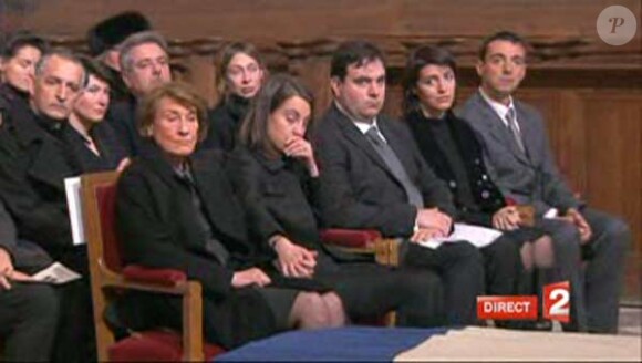 Famille du défunt à l'enterrement de Philippe Séguin en l'église Saint-Louis-des-Invalides. 11 janvier 2010