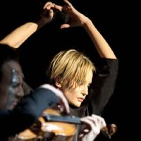 Patricia Kaas, couverte d'or dans son Kabaret !
