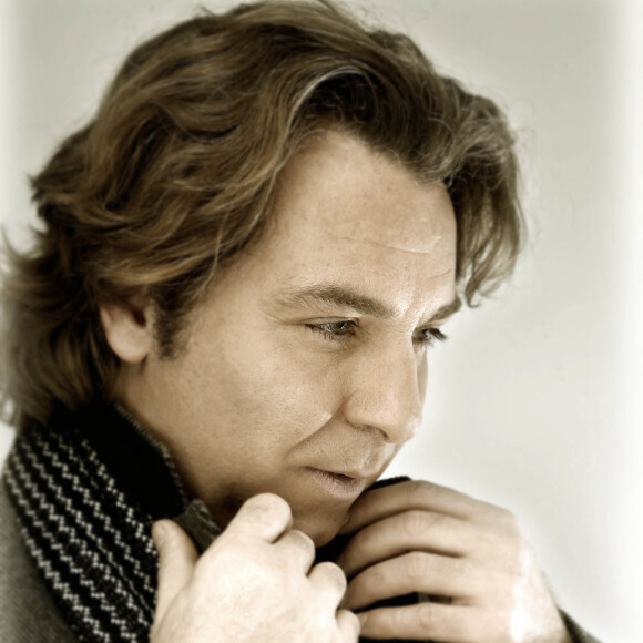 Roberto Alagna 2010 - Archive Portrait