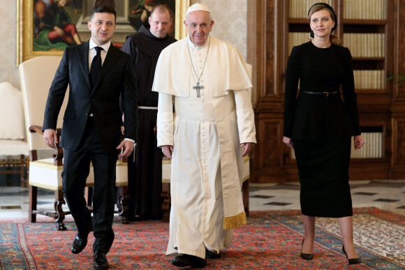 Le pape François recevant le président ukrainien Volodymyr Zelensky et Olena le 8 février 2020 au Vatican