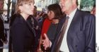 Extrait de l'émission C à vous durant laquelle Renaud Revel évoque une photographie de Jacques Chirac que sa fille Claude ne voulait pas qu'on voie.
