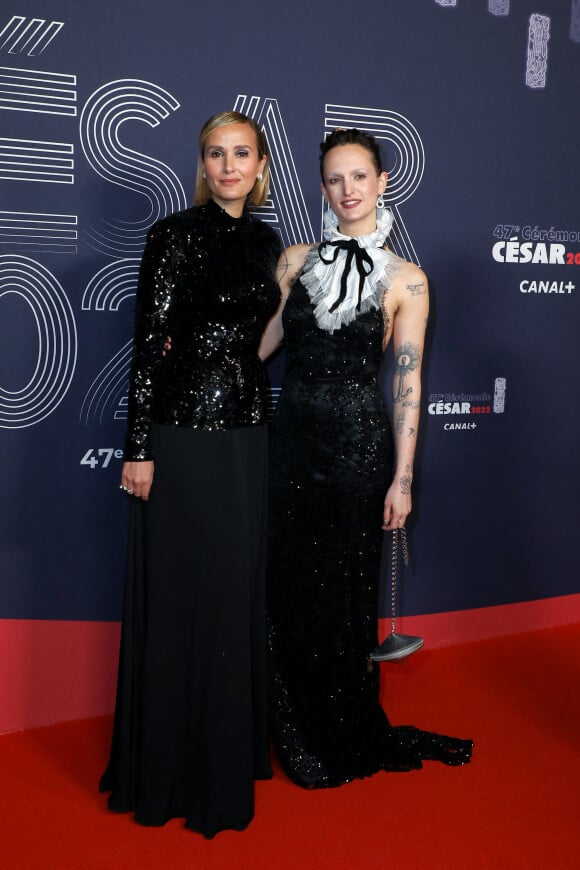 Julia Ducournau et Agathe Rousselle - Photocall de la 47ème édition de la cérémonie des César à l'Olympia à Paris, le 25 février 2022. © Borde-Jacovides/Bestimage 