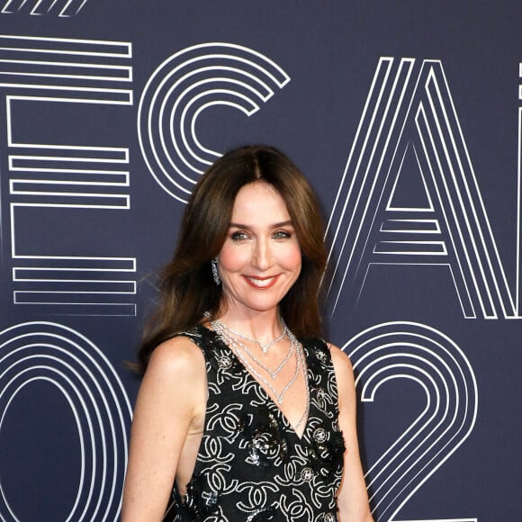 Elsa Zylberstein (bijoux Messika) - Photocall de la 47ème édition de la cérémonie des César à l'Olympia à Paris, le 25 février 2022. © Borde-Jacovides/Bestimage 