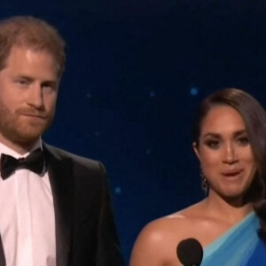 Le prince Harry, duc de Sussex, et Meghan Markle, duchesse de Sussex, ont reçu le "President's Award" aux NAACP Image Awards, pour leur travail d'aide à un refuge pour femmes du Texas. Le 27 février 2022.