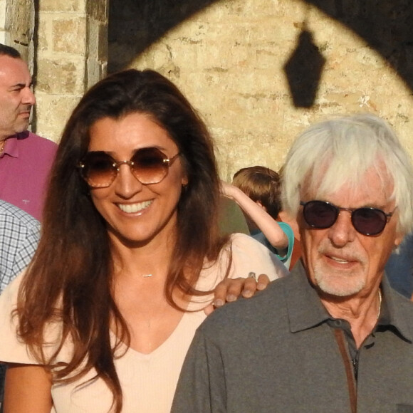 Exclusif - Geri Halliwell et son mari Christian Horner avec Bernie Ecclestone et sa femme Fabiana Flosi et des amis, se promènent à Dubrovnik, le 16 août 2019.