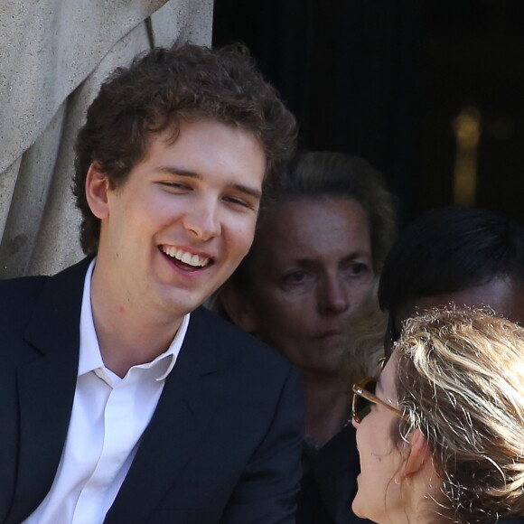 François Poivre d'Arvor (fils de Claire Chazal) - Obsèques de Josette Chazal, la mère de Claire Chazal, en l'église Notre Dame d'Auteuil à Paris, le 14 avril 2015.