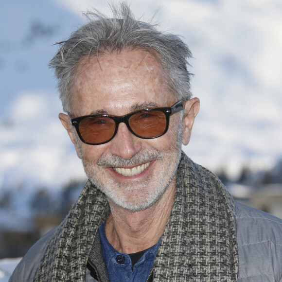 Thierry Lhermitte - Photocall du film "Alors on danse" lors de la 25ème édition du Festival international du film de comédie de l'Alpe d'Huez. © Christophe Aubert via Bestimage