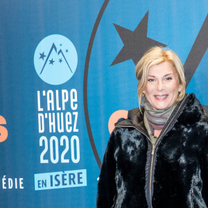 Info - Michèle Laroque absente au Festival de l'Alpe d'Huez pour cause de covid - Michèle Laroque lors du photocall de la soirée d'ouverture de la 23ème édition du festival international du film de comédie l'Alpe d'Huez, Isère, France, le 14 janvier 2020. © Cyril Moreau/Bestimage 