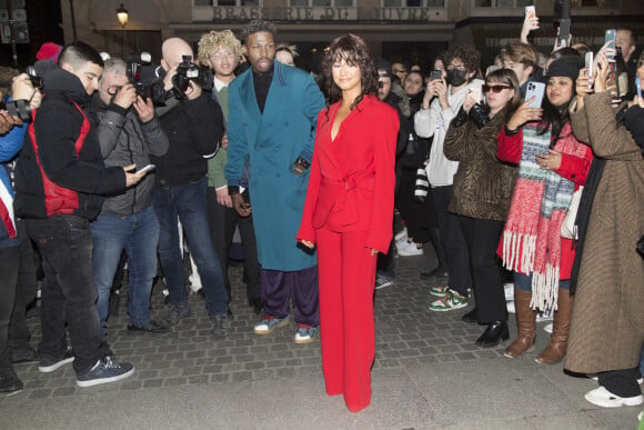 Léna Situations arrive au Jardin du Palais-Royal pour assister au défilé de mode Isabel Marant, automne-hiver 2022/2023. Paris, le 3 mars 2022 © Christophe Aubert via Bestimage