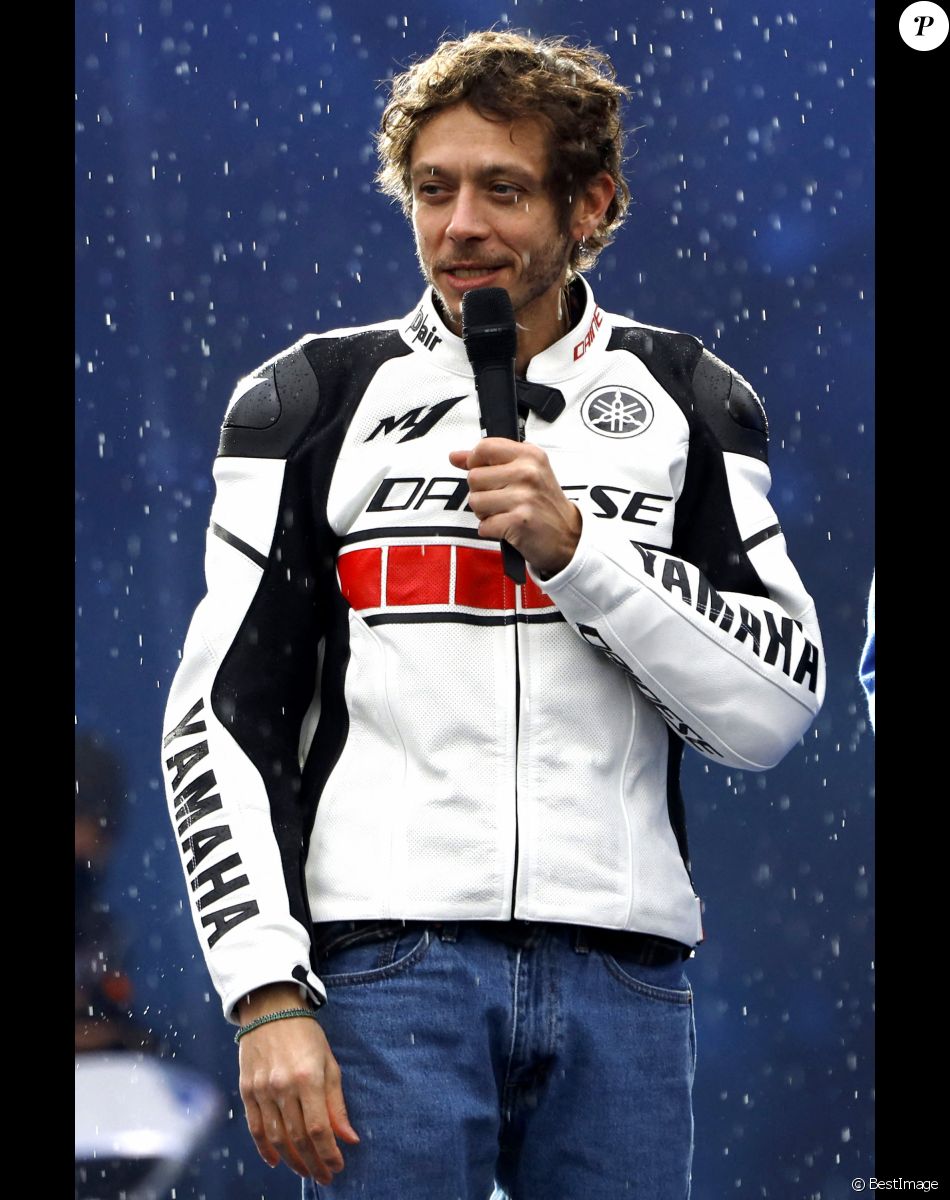 Valentino Rossi lors du salon du deux roues Eicma à Milan, Italie, le 25 novembre 2021. © Image Sport /Panorzmic/Bestimage
