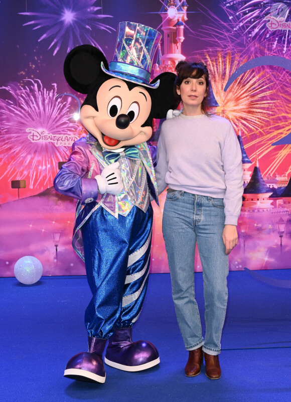 Nora Hamzawi - People au 30ème anniversaire du parc d'attractions Disneyland Paris à Marne-la-Vallée. Le 5 mars 2022 © Coadic Guirec / Bestimage 