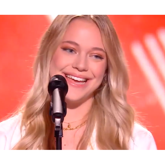 Emilie rejoint l'équipe de Florent Pagny dans "The Voice 11" - Emission du 12 mars 2022, TF1