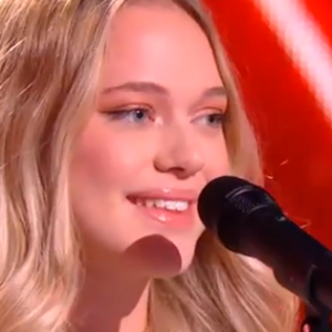 Emilie rejoint l'équipe de Florent Pagny dans "The Voice 11" - Emission du 12 mars 2022, TF1