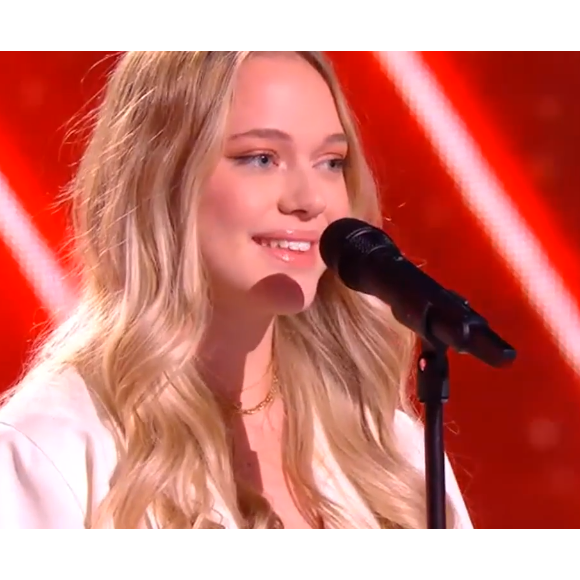 Emilie rejoint l'équipe de Florent Pagny dans "The Voice 11" - Emission du 12 mars 2022, TF1