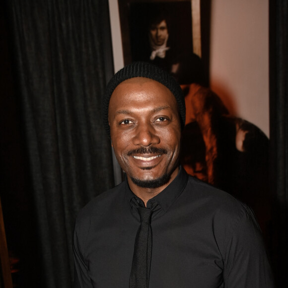 Exclusif - Harry Roselmack assiste à la soirée "Le Bal du Siècle", pour les 5 ans de l'hôtel Nolinski. Paris, le 8 mars 2022. © Rachid Bellak / Bestimage