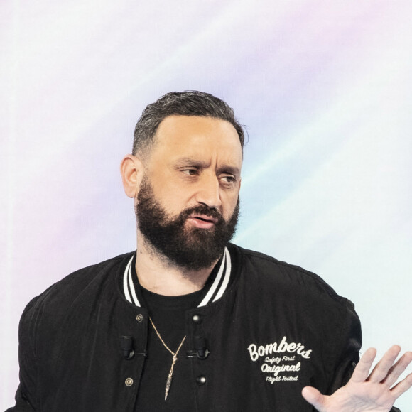 Exclusif - Cyril Hanouna - Emission TPMP (Touche Pas à Mon Poste) présentée en direct par C.Hanouna le 21 février 2022 en direct sur C8 - Paris le 21 février 2022 © Jack Tribeca / Bestimage 