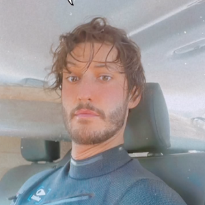 Pierre Niney sur Instagram, le 10 mars 2022.