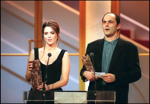 Agnès Jaoui et Jean-Pierre Bacri, César du meilleur scénario pour "Smoking No Smoking" le 2 mars 1994.