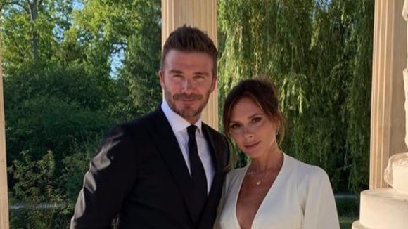 David Beckham : Déjà prêt pour le mariage de son fils Brooklyn, il dévoile son costume