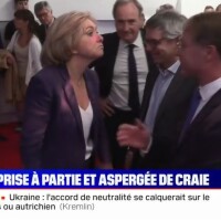 Valérie Pécresse aspergée après un discours : la vidéo de l'acte malveillant
