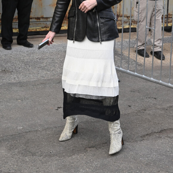 Anna Wintour assiste au défilé Alexander McQueen, collection automne-hiver 2022-2023, à New York, le 15 mars 2022.