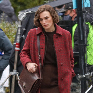 Exclusif - Keira Knightley sur le tournage du film "Boston Strangler" à Boston, le 10 décembre 2021.