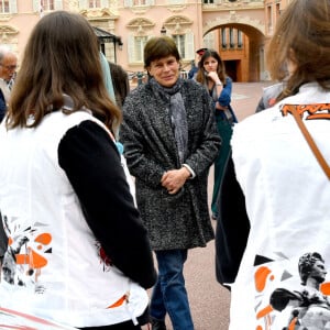 La princesse Stéphanie de Monaco et Dominique Serra, fondatrice et organisatrice du rallye, donnent le départ de la 31ème édition du Rallye des Gazelles ("Rallye Aïcha des e-gazelles") sur la place du Palais Princier à Monaco, le 18 mars 2022. © Bruno Bebert/Bestimage