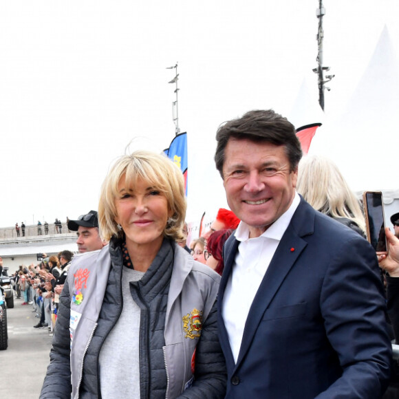 Christian Estrosi, le maire de Nice, a donné le départ officiel de la 31ème édition du Rallye des Gazelles sur le port de Nice, en compagnie de Dominique Serra, fondatrice et organisatrice du rallye, le 19 mars 2022. © Bruno Bebert/Bestimage