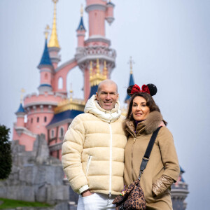 Zinédine Zidane et sa femme Véronique - People au 30ème anniversaire du parc d'attractions Disneyland Paris à Marne-la-Vallée le 5 mars 2022. © Disney via Bestimage 