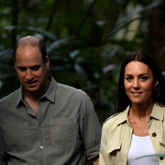 Le prince William et sa femme Kate Middleton visitent la réserve forestière de Chiquibul au Bélize, auprès des soldats de la British Army Training Support Unit (BATSUB), le 21 mars 2022.