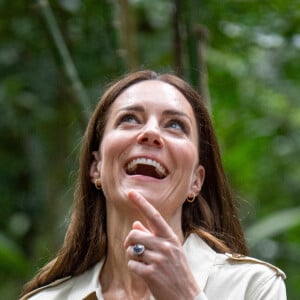 Le prince William et sa femme Kate Middleton visitent la réserve forestière de Chiquibul au Bélize, auprès des soldats de la British Army Training Support Unit (BATSUB), le 21 mars 2022.