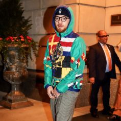 Angus Cloud (de la série "Euphoria") quitte l'hôtel Ritz-Carlton et se rend au Musée d'Art Moderne pour assister au défilé de mode Ralph Lauren Collection, collection automne-hiver 2022. New York, le 22 mars 2022.