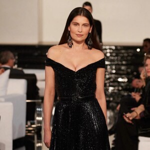 Laetitia Casta a participé au défilé de mode Ralph Lauren Collection, collection automne-hiver 2022, au Musée d'Art Moderne de New York. Le 22 mars 2022.