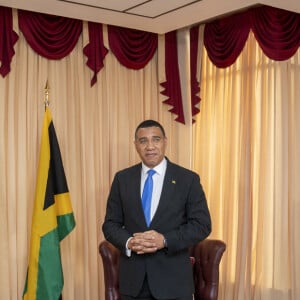 Le prince William, duc de Cambridge, et Catherine (Kate) Middleton, duchesse de Cambridge, rencontrent le Premier ministre de Jamaïque, Andrew Holness et sa femme Juliet à Kingston lors de leur visite officielle dans les Caraïbes pour marquer le jubilé de la reine. Le 23 mars 2022. 