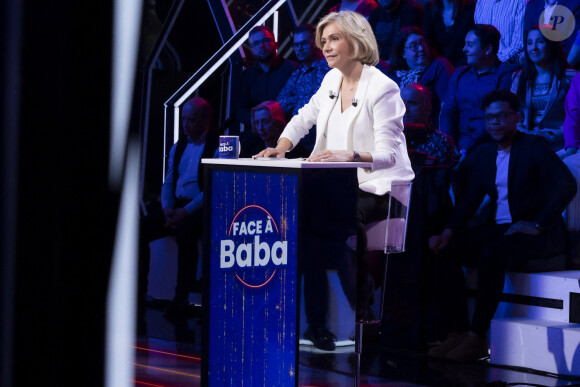 Exclusif - Valérie Pécresse - Enregistrement de l'émission "Face à Baba", présentée par Cyril Hanouna et diffusée en direct sur C8 le 23 mars 2022