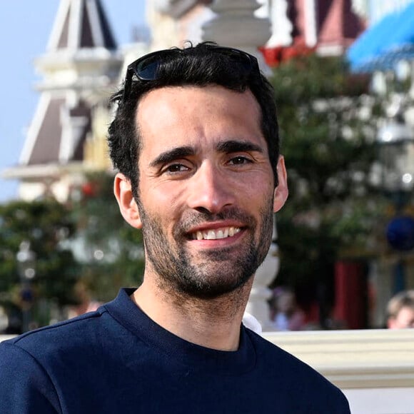 Martin Fourcade - People au 30ème anniversaire du parc d'attractions Disneyland Paris à Marne-la-Vallée le 5 mars 2022. © Disney via Bestimage