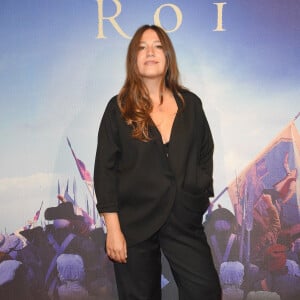 Izïa Higelin - Première de "Un peuple et son roi" au cinéma Gaumont-Opéra à Paris, le 13 septembre 2018. © Guirec Coadic/Bestimage
