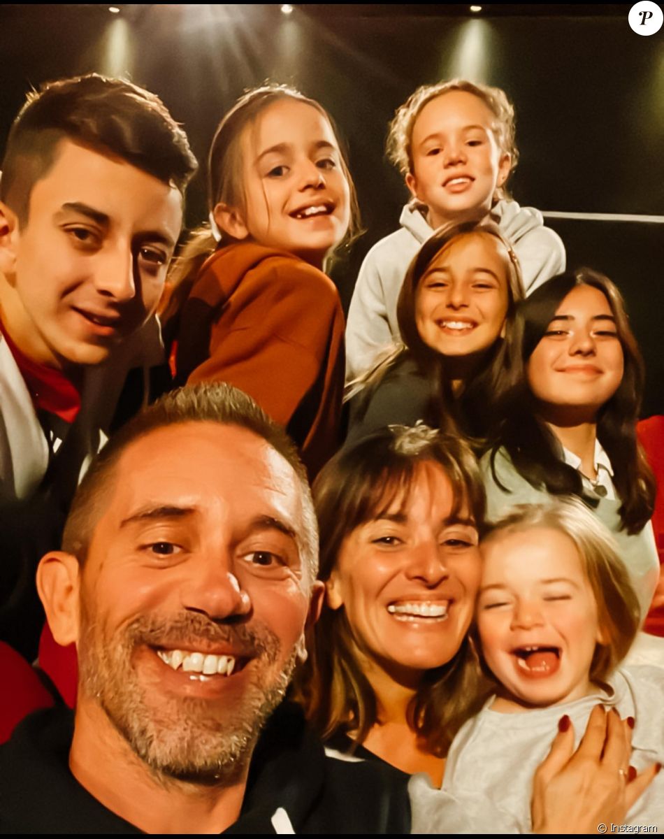 Gérôme et Diana Blois, à la tête d'une fratrie de neuf enfants dans "Familles nombreuses, la vie en XXL" sur TF1.