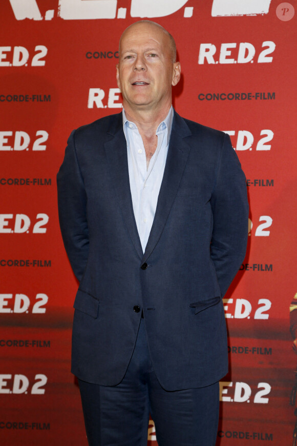 Bruce Willis lors du photocall du film "Red 2" a l'hotel Mandarin Oriental a Munich.