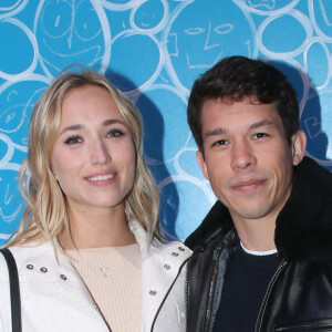 Chloé Jouannet et son compagnon Sandor Funtek - Soirée Ruinart au Palais de Tokyo pour le lancement de sa collaboration artistique avec l'artiste plasticien J. Hein. La Maison Ruinart a confié sa Carte Blanche 2022 à J. Hein qui a imaginé une installation artistique traduisant son parcours sensoriel en Champagne : "Right Here, Right Now". A Paris le 31 Mars 2022. © Bertrand Rindoff/Bestimage 