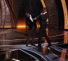 Moment de sidération aux Oscars 2022: Will Smith frappe Chris Rock sur scène. Après une blague de Chris Rock sur Jada Pinkett Smith, la femme de Will Smith, ce dernier est monté sur la scène des Oscars pour gifler l'humoriste devant l'assemblée médusée