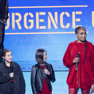 Exclusif - Imany, Manele et Cammy, Jérôme Anthony et Élodie Gossuin - Enregistrement de l'émission "Ce soir on chante pour l'Unicef - Urgence Ukraine", au Dôme de Paris et diffusée le 5 avril sur W9 © Cyril Moreau / Bestimage