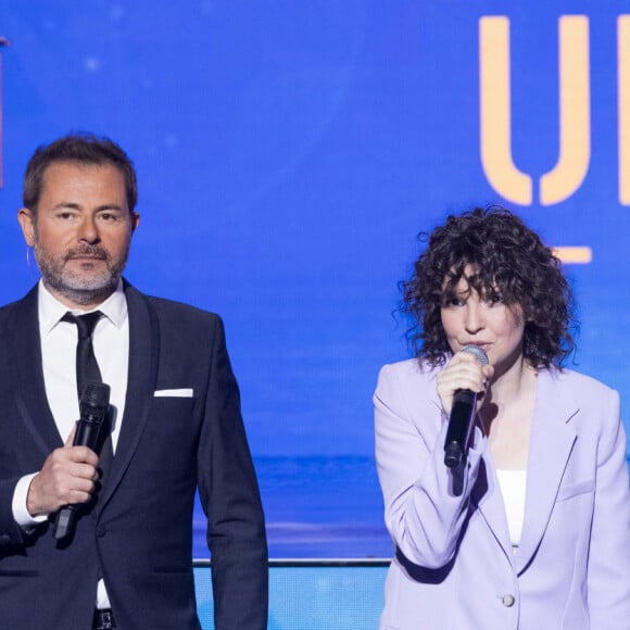 Exclusif - Elodie Gossuin, Jérôme Anthony, Anne Sila et Nicolas - Enregistrement de l'émission "Ce soir on chante pour l'Unicef - Urgence Ukraine", au Dôme de Paris et diffusée le 5 avril sur W9 © Cyril Moreau / Bestimage