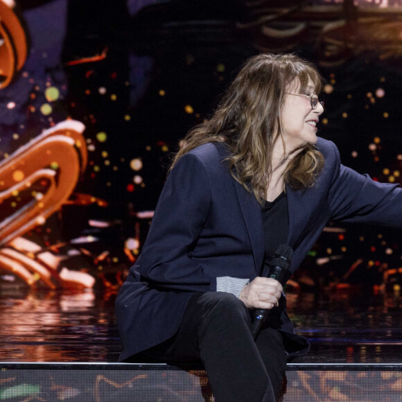 Exclusif - Jane Birkin - Enregistrement de l'émission "Ce soir on chante pour l'Unicef - Urgence Ukraine", au Dôme de Paris et diffusée le 5 avril sur W9 © Cyril Moreau / Bestimage